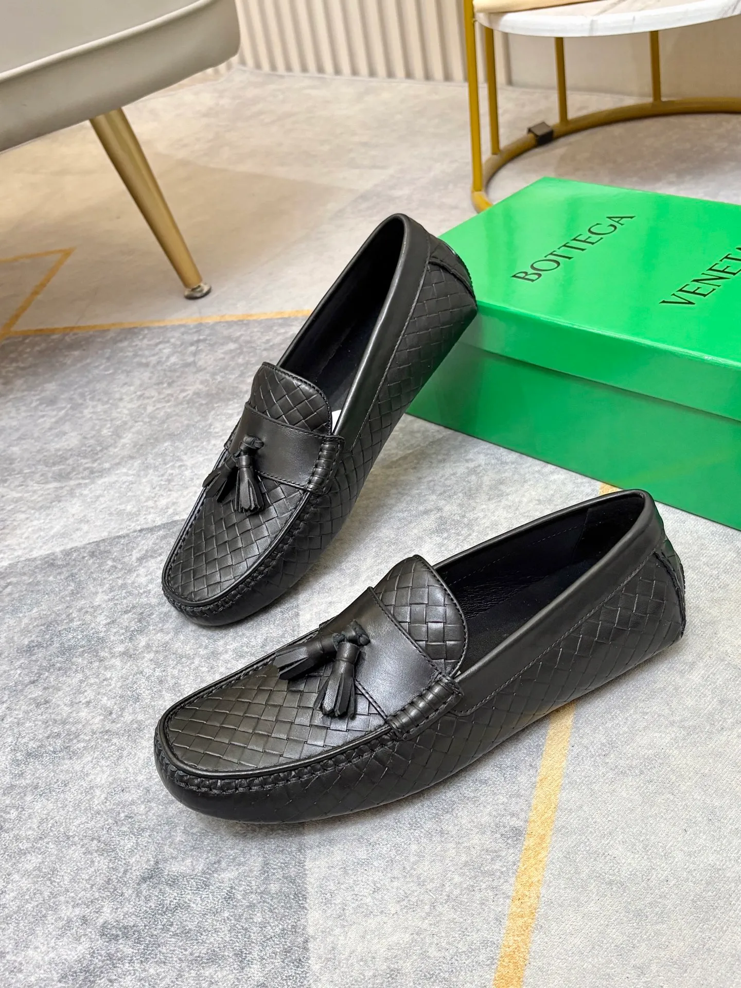 P420💰 (Niu Li + Niu Pad) [BV] The latest hot style‼ ️Casual men's shoes, uppers imported first-layer cowhide ➕Full imported cowhide lining✔️Exquisite workmanship, excellent foot feel, special rubber soles✔️, cool and fashionable, the latest fashion, fashionable outsole, hurry up.  Code number: 38-44 (can be customized to 37.45, non-refundable)